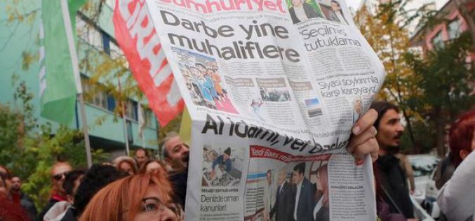 Turkey: Turkish rally in support of the opposition newspaper Cumhuriyet